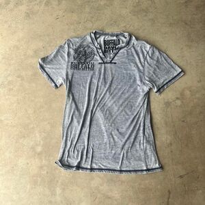 Buffalo David Bitton y2k V Neck Tee Mens size L